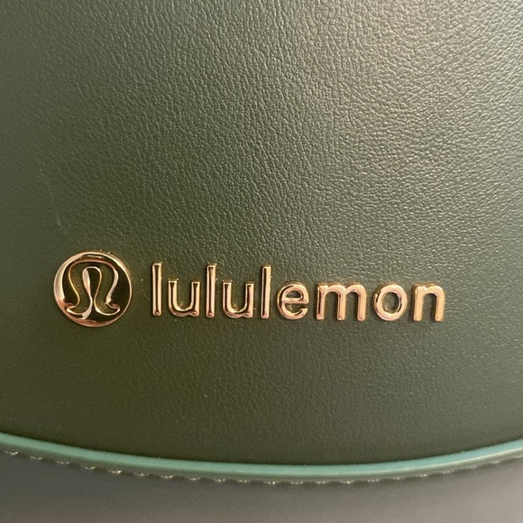 Lululemon leather belt bag - Picture 3 of 5